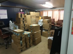 Presents Kenny's office Presents Kenny's office